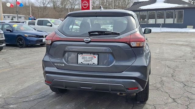 2025 Nissan Kicks Play S