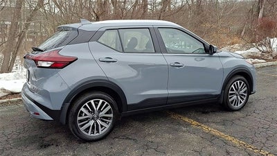 2024 Nissan Kicks SV