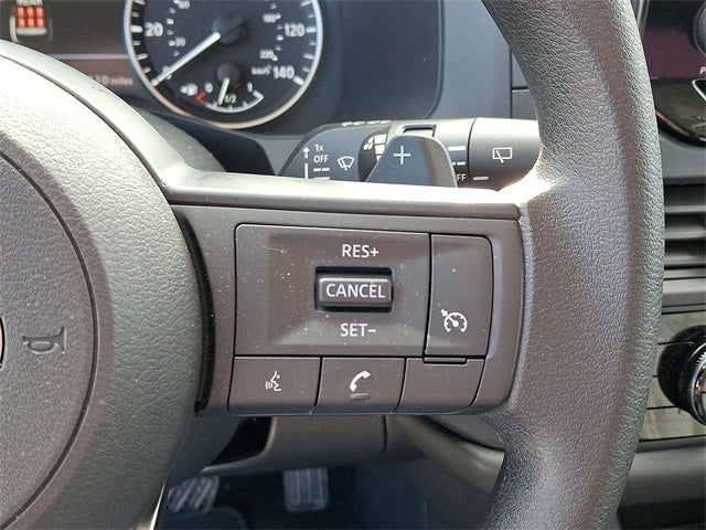 2025 Nissan Pathfinder S