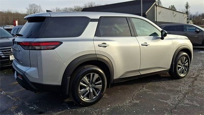 2023 Nissan Pathfinder S