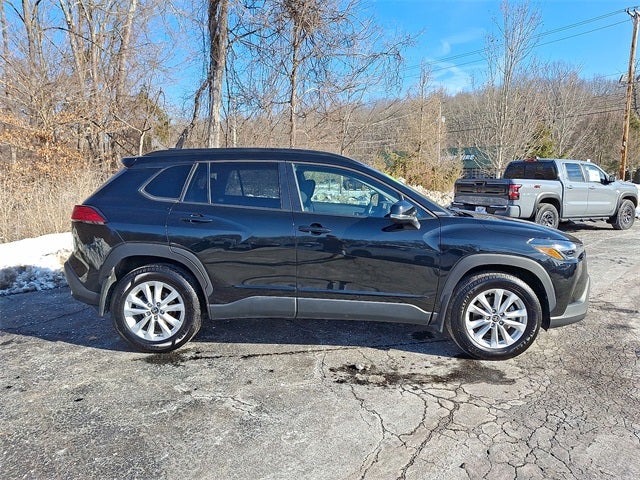 2022 Toyota Corolla Cross LE