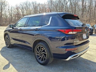 2022 Mitsubishi Outlander SEL