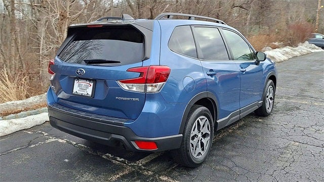2024 Subaru Forester Premium