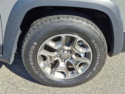 2022 Jeep Cherokee Trailhawk