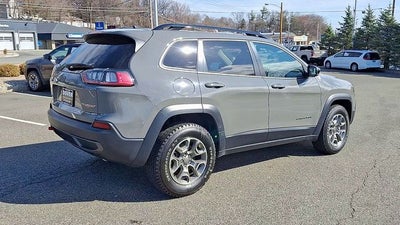 2022 Jeep Cherokee Trailhawk