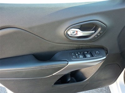 2019 Jeep Cherokee Overland