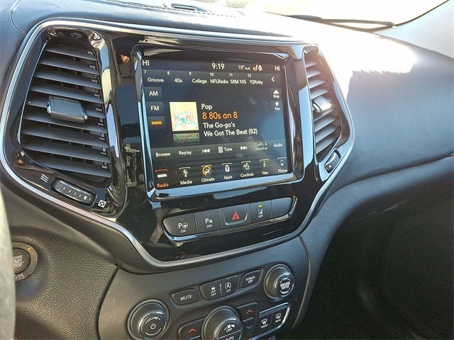 2019 Jeep Cherokee Overland