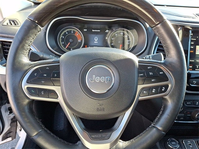 2019 Jeep Cherokee Overland