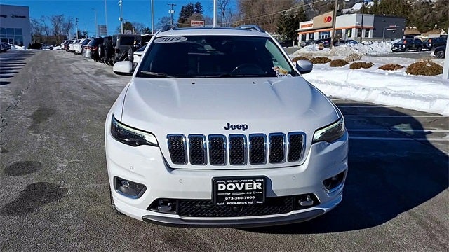 2019 Jeep Cherokee Overland