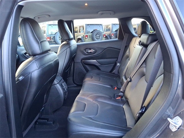 2022 Jeep Cherokee Latitude Lux