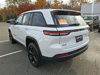 2022 Jeep Grand Cherokee Altitude