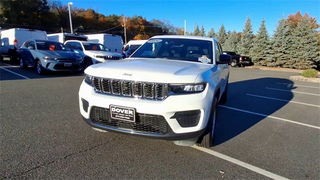 2024 Jeep Grand Cherokee Laredo