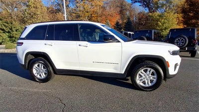2024 Jeep Grand Cherokee Laredo