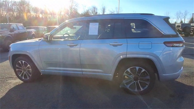 2022 Jeep Grand Cherokee Overland