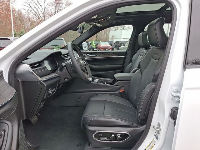 2025 Jeep Grand Cherokee Overland