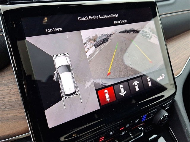 2023 Jeep Grand Cherokee Summit