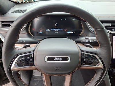 2023 Jeep Grand Cherokee Summit