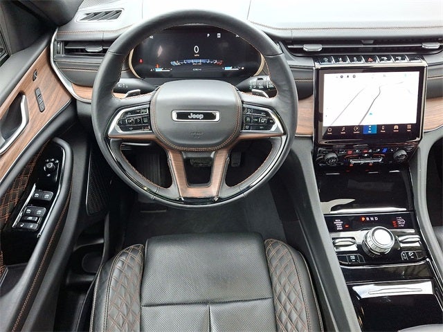 2023 Jeep Grand Cherokee Summit