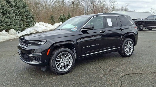 2023 Jeep Grand Cherokee Summit