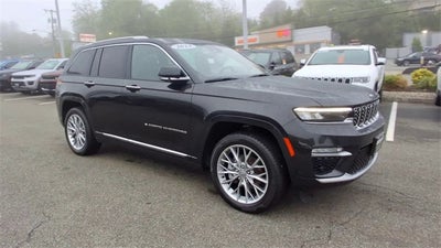 2023 Jeep Grand Cherokee Summit