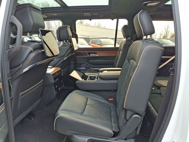 2024 Jeep Grand Wagoneer Series III