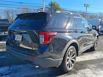 2023 Ford Explorer ST-Line