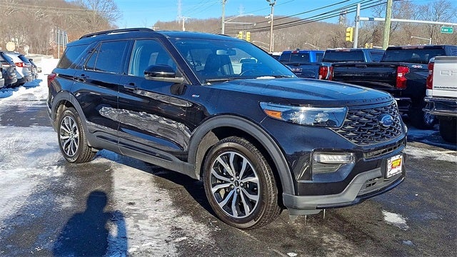 2023 Ford Explorer ST-Line