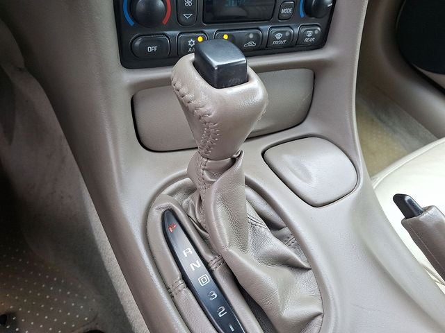 2004 Chevrolet Corvette Base