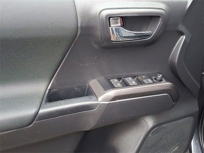 2022 Toyota Tacoma TRD Sport V6