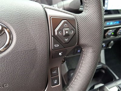 2022 Toyota Tacoma TRD Sport V6