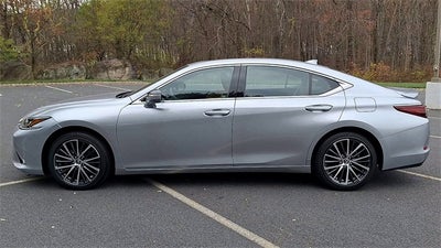 2022 Lexus ES 350