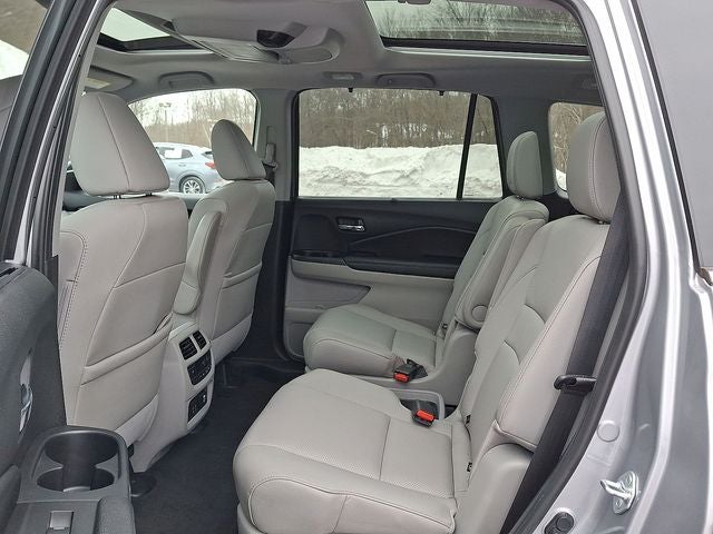 2022 Honda Pilot Elite