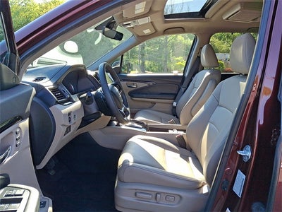 2022 Honda Pilot Touring 7 Passenger