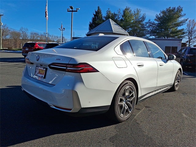 2025 BMW i5 xDrive40