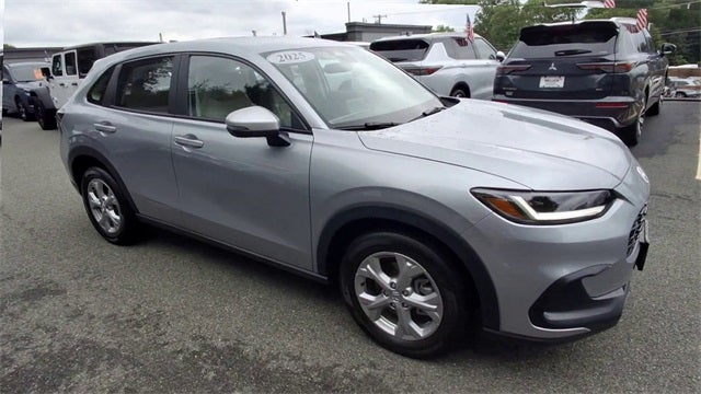 2025 Honda HR-V LX