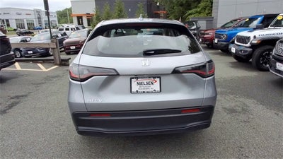 2025 Honda HR-V LX
