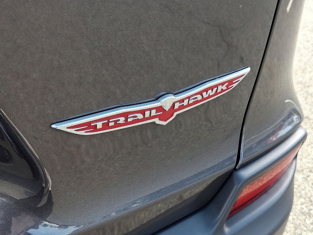 2022 Jeep Cherokee Trailhawk