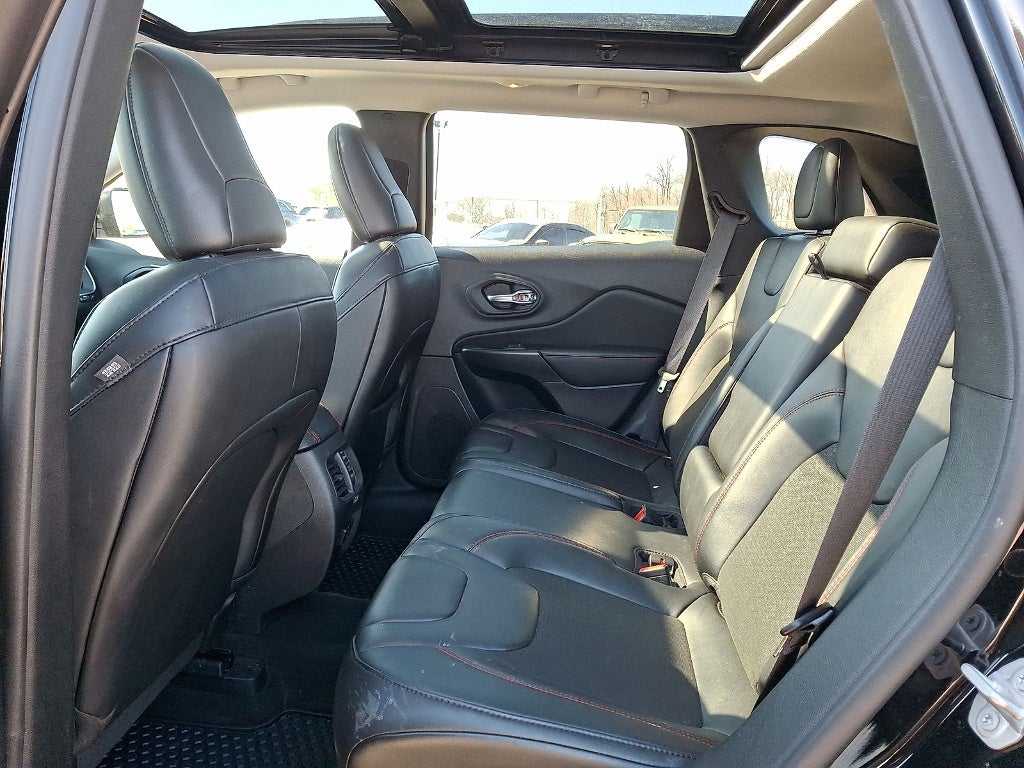 2022 Jeep Cherokee Trailhawk