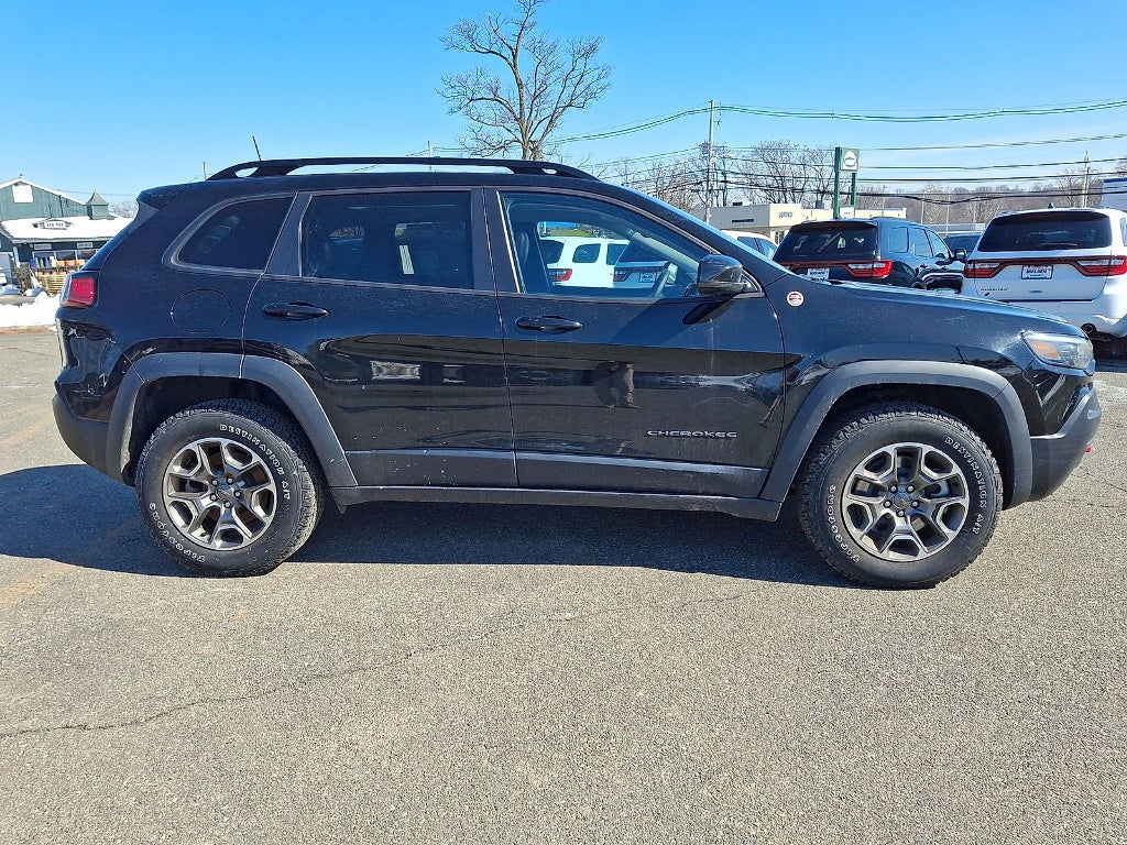 2022 Jeep Cherokee Trailhawk