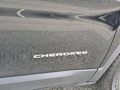 2022 Jeep Cherokee Latitude Lux