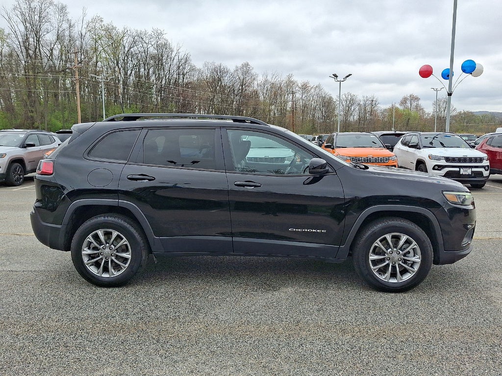 2022 Jeep Cherokee Latitude Lux