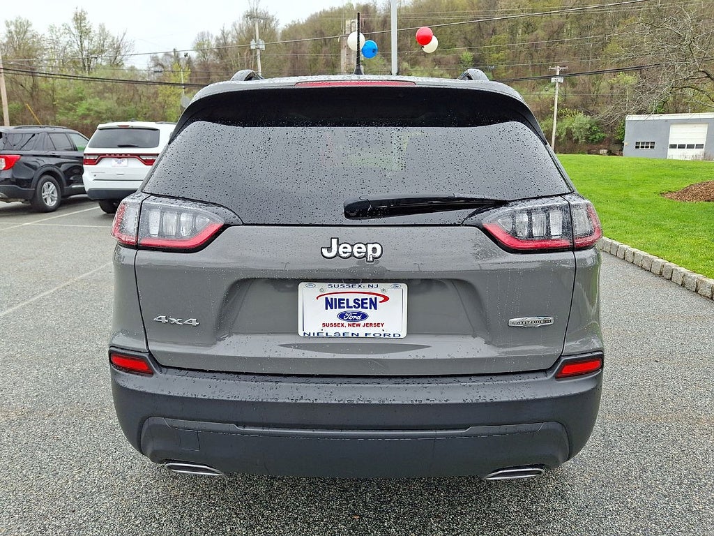 2022 Jeep Cherokee Latitude Lux