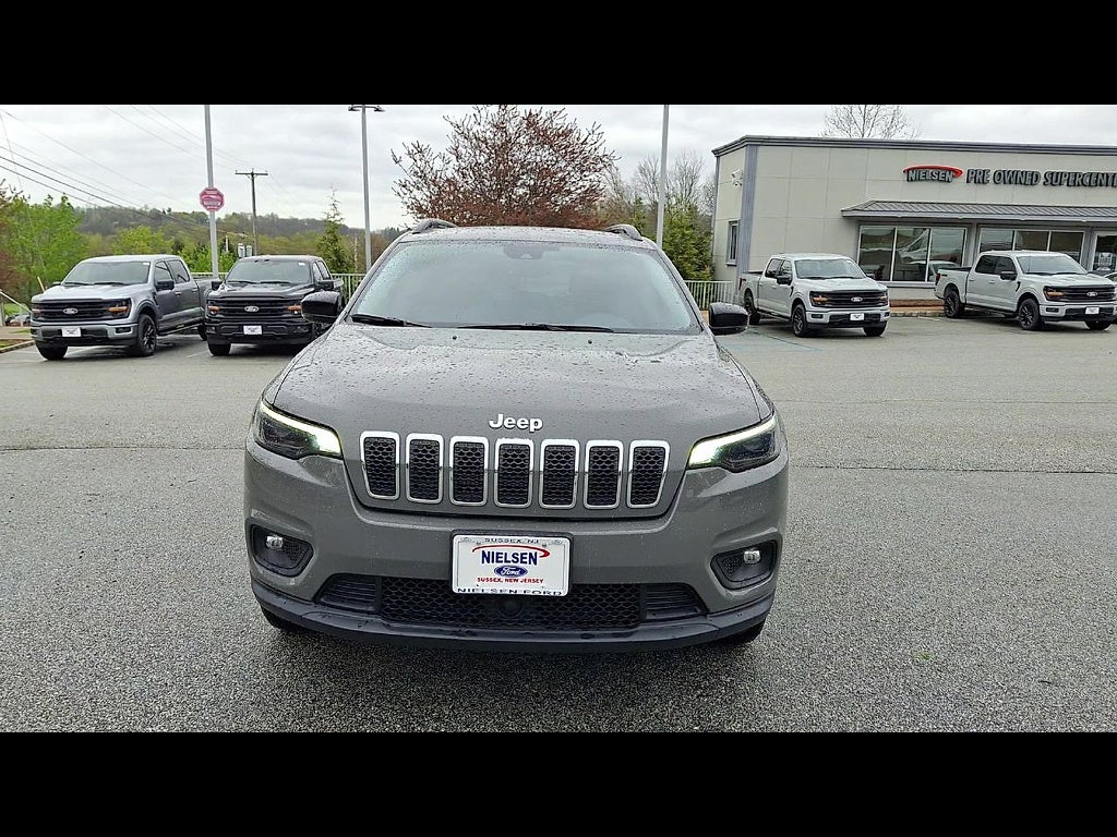 2022 Jeep Cherokee Latitude Lux
