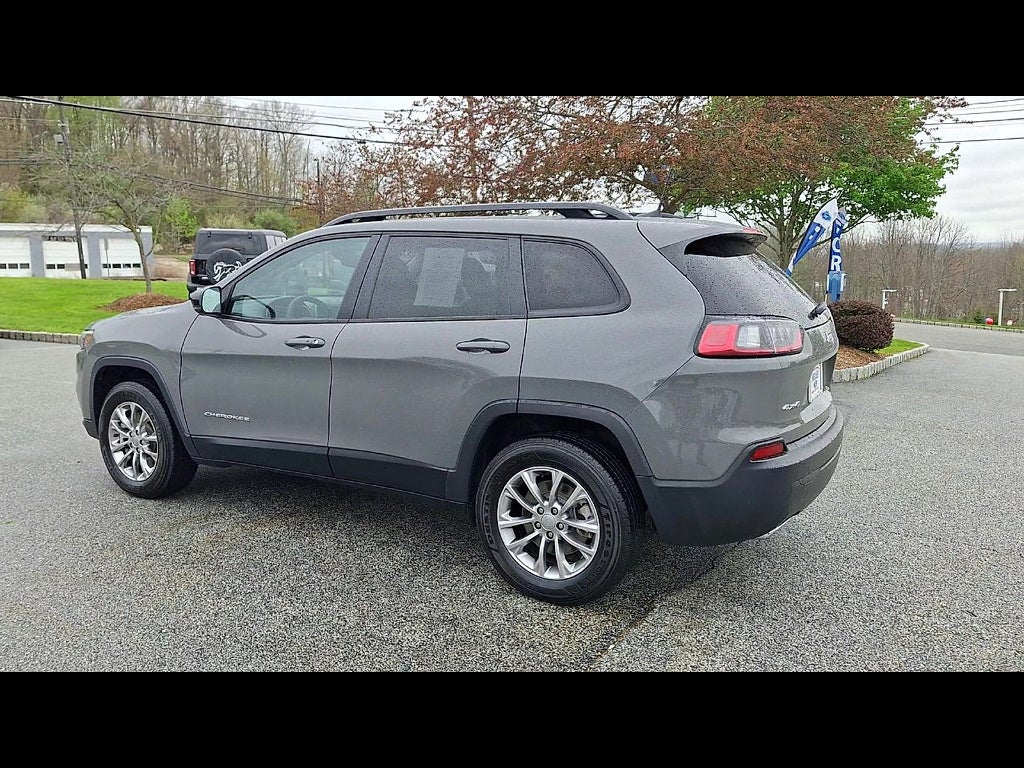 2022 Jeep Cherokee Latitude Lux