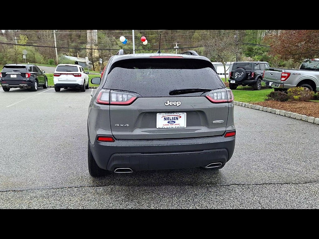 2022 Jeep Cherokee Latitude Lux