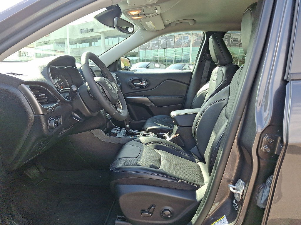 2022 Jeep Cherokee Latitude Lux