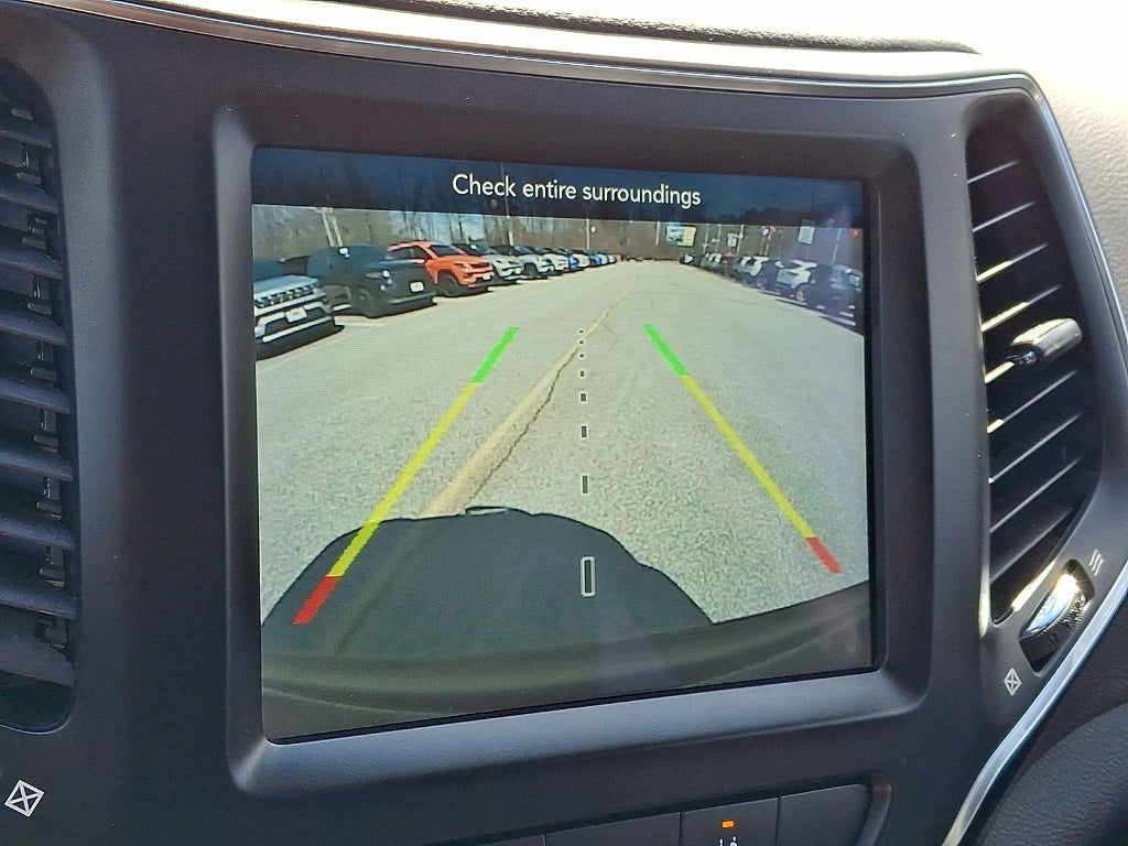 2022 Jeep Cherokee Latitude Lux