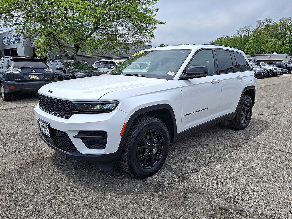 2025 Jeep Grand Cherokee Altitude