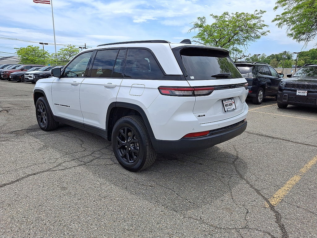 2025 Jeep Grand Cherokee Altitude