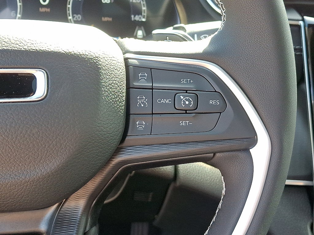 2025 Jeep Grand Cherokee Laredo X